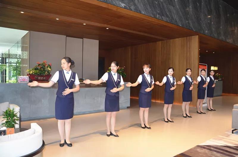 遇见美好 | 走进禹洲郎溪上里案场 礼仪服务